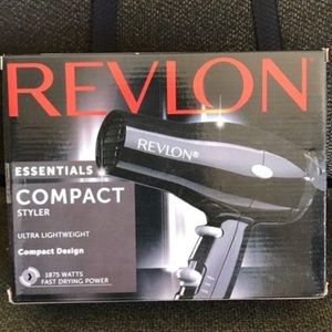 🚫sold🚫Revlon compact styler